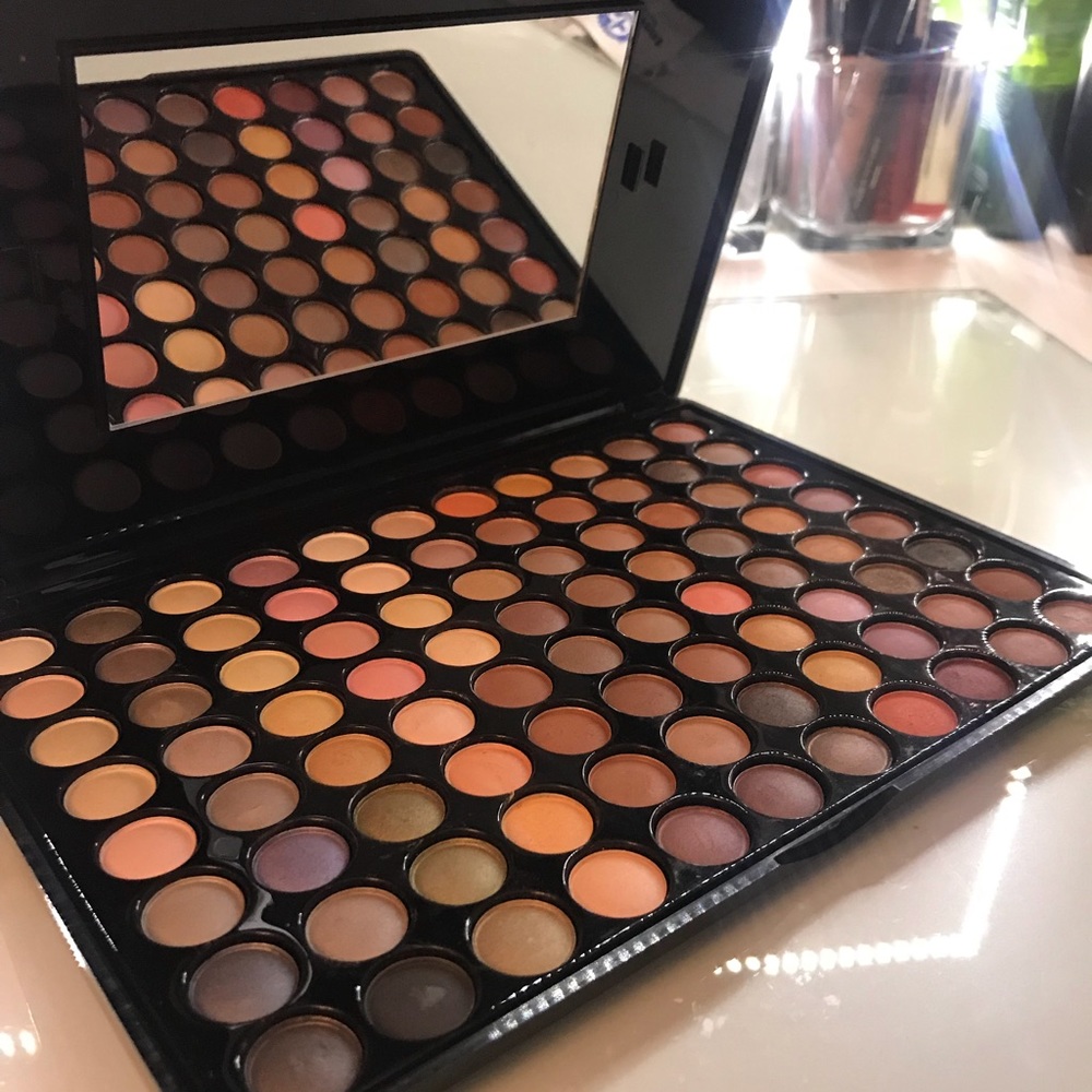 BH Cosmetics Eyeshadow Palette